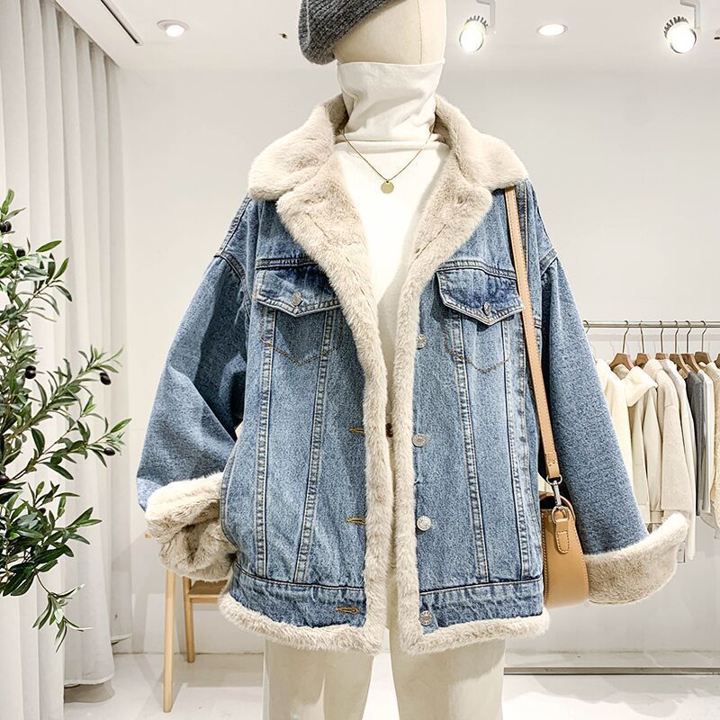 Women’s Denim Stitching Lamb Wool Coat for Fall/Winter