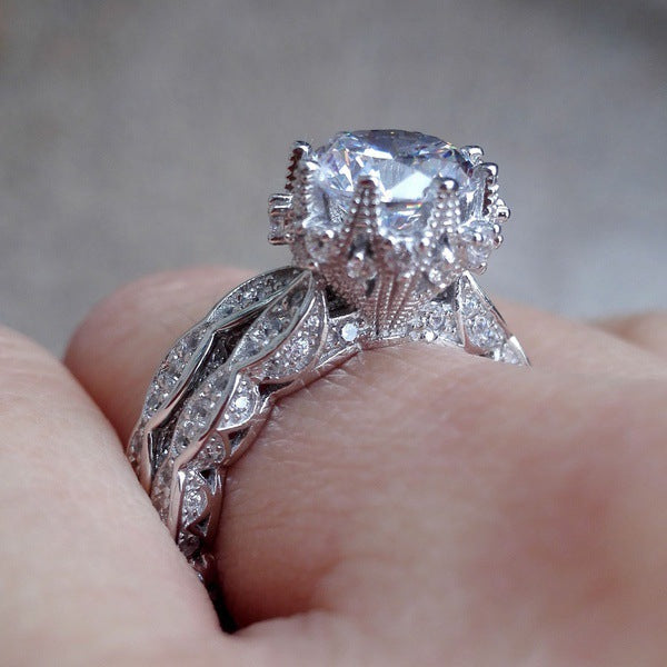 Diamond Circle Engagement Ring for Women’s Jewelry