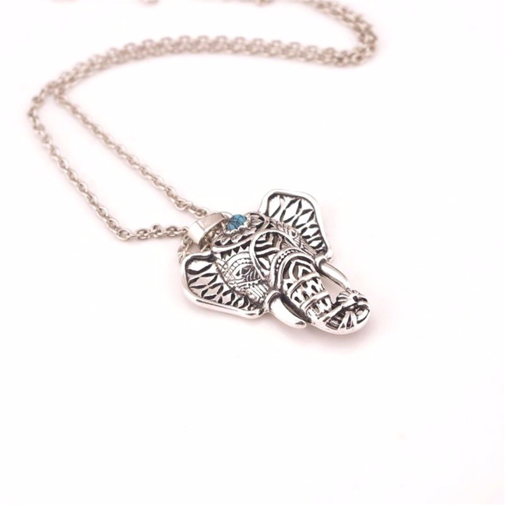 Bohemian Style Elephant Necklace for Versatile Fashion