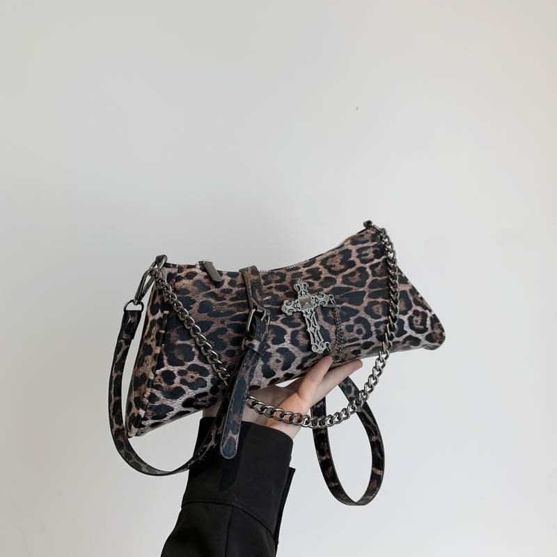 Casual Textured Chain Bag (Single Item)