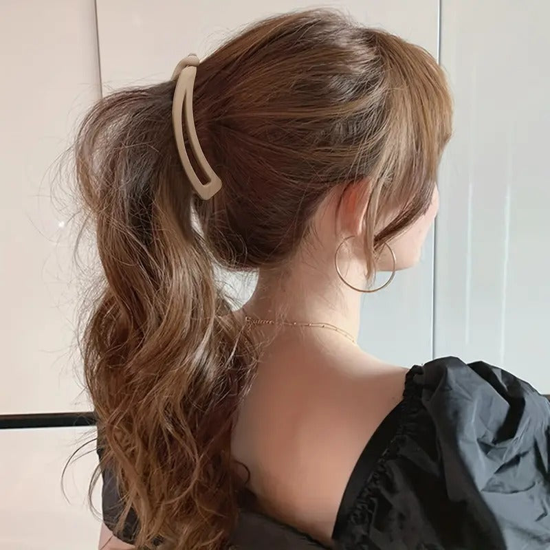 Fashionable Ponytail Banana Clip for Women’s Hair