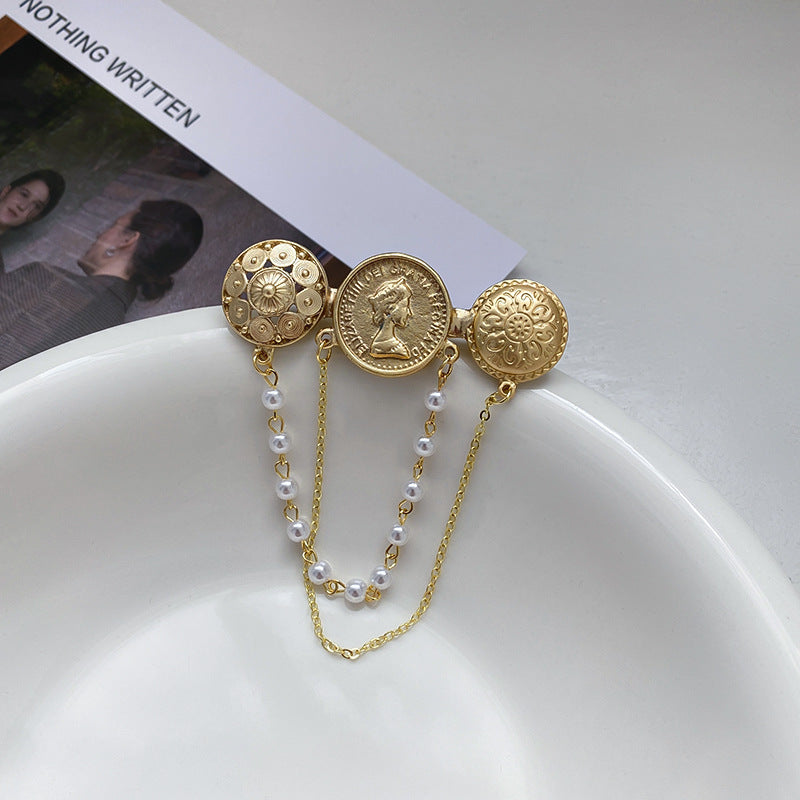 Pearl and Diamond Floral Brooch for Women’s Fashion