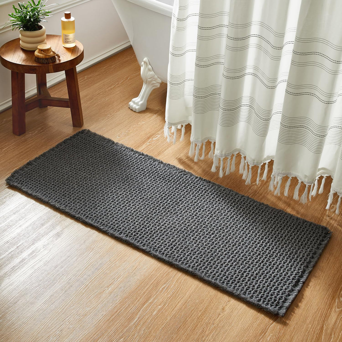TYUU Bathroom Rugs Super Absorbent Non Slip Bath Mat Quick Dry Bath Rugs Washable Boho Farmhouse Bathroom Rugs for Bathroom with Non Slip Rug Pad Dark Grey 48"x20"