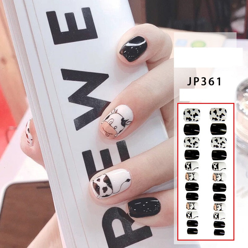 Autumn Winter Celebrity Nail Patch Set (False Nails)