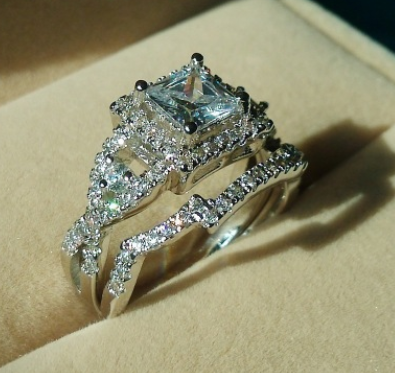 Fashion Square Zirconia Cross-Set Couple Rings