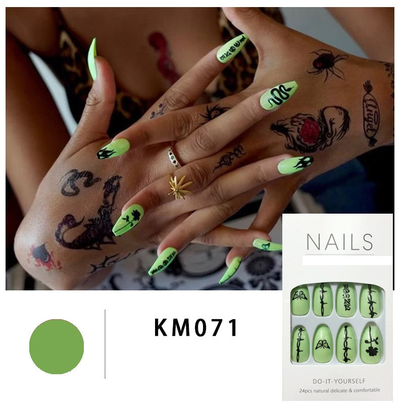 Autumn Winter Celebrity Nail Patch Set (False Nails)