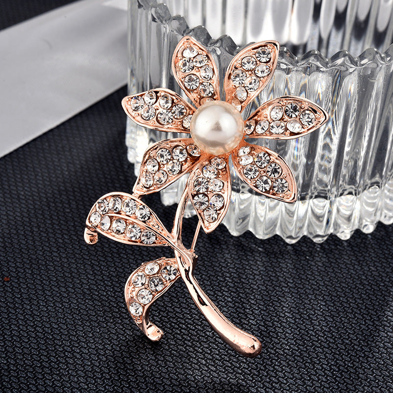 Fashion Alloy Brooch with Pearl and Rhinestones