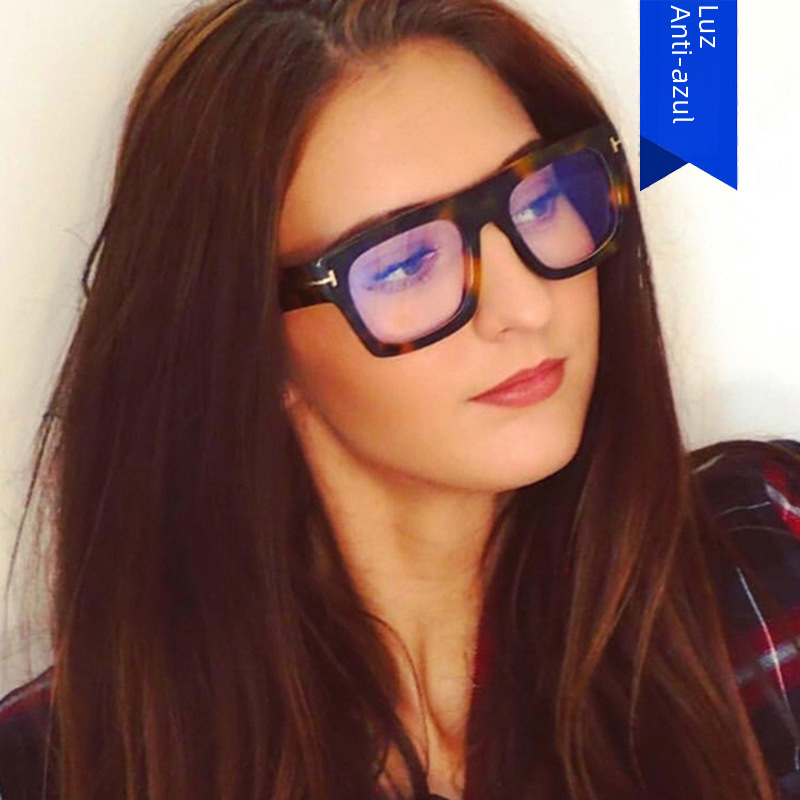 "T-Shaped Square Glasses Frame - 2023 Fashion Style"