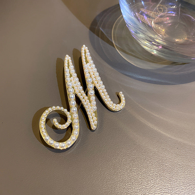 Pearl and Diamond Floral Brooch for Women’s Fashion