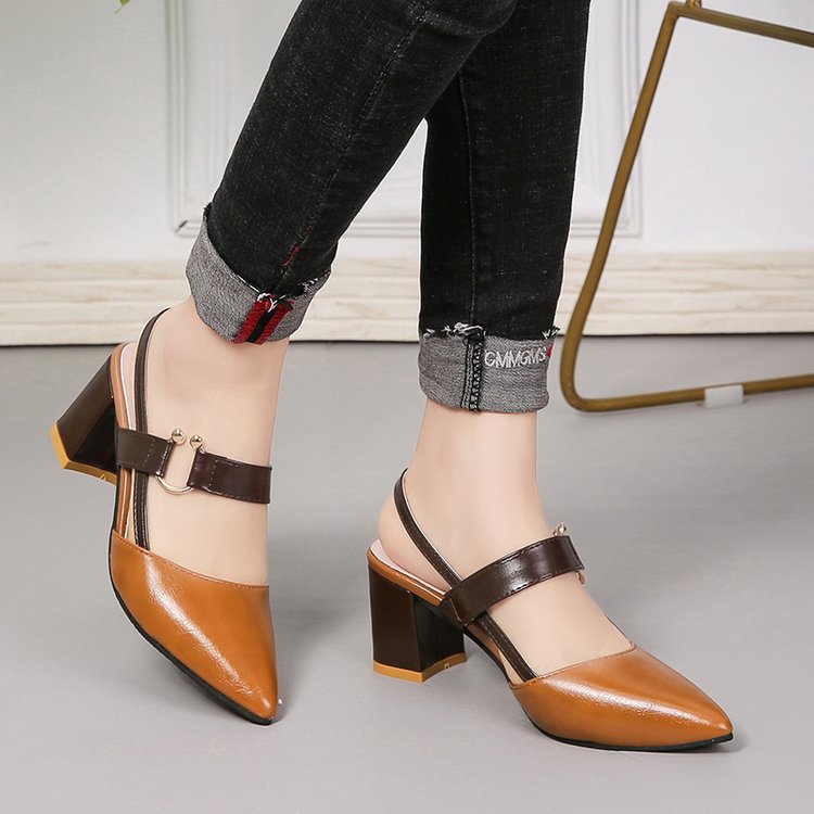 2024 Spring/Summer Women’s Pointed Toe Chunky Heels