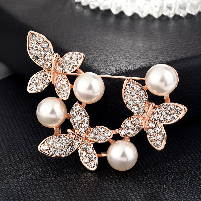 Fashion Alloy Brooch with Pearl and Rhinestones