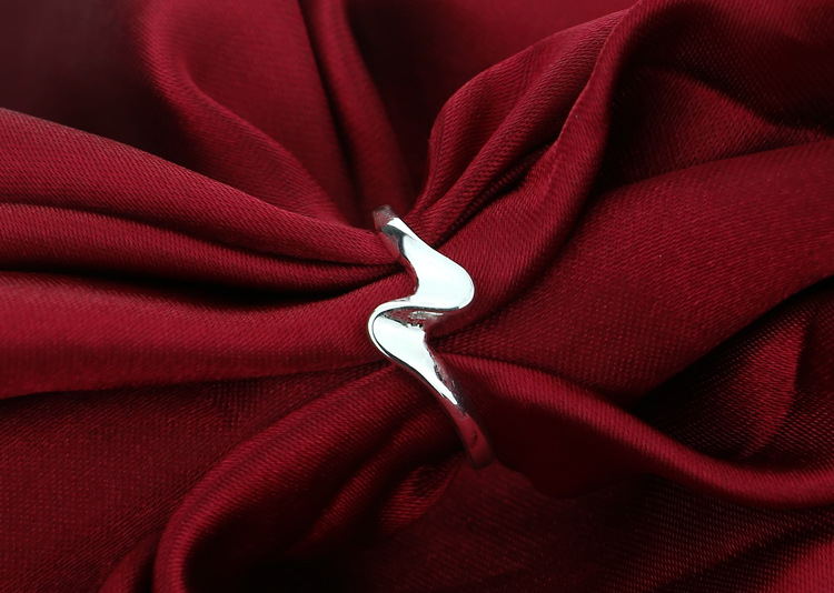 Silver Plated Lightning Ring for Women’s Jewelry
