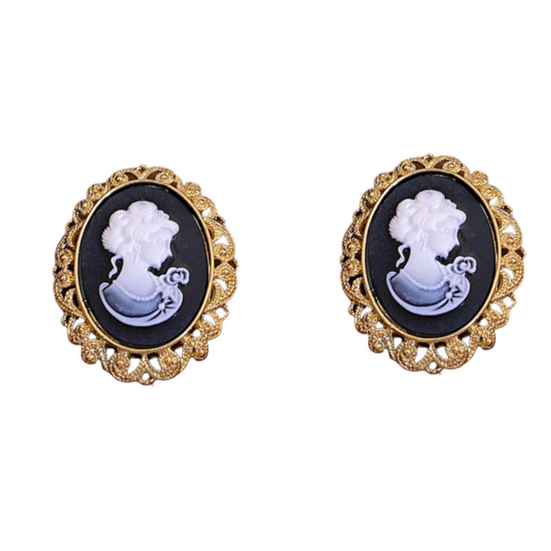 Pearl and Diamond Floral Brooch for Women’s Fashion