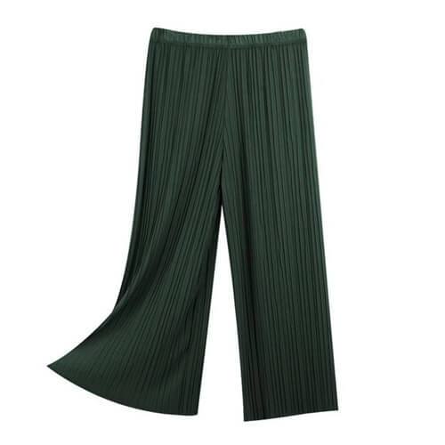 Women’s High-Waisted Pleated Wide-Leg Pants (Black)