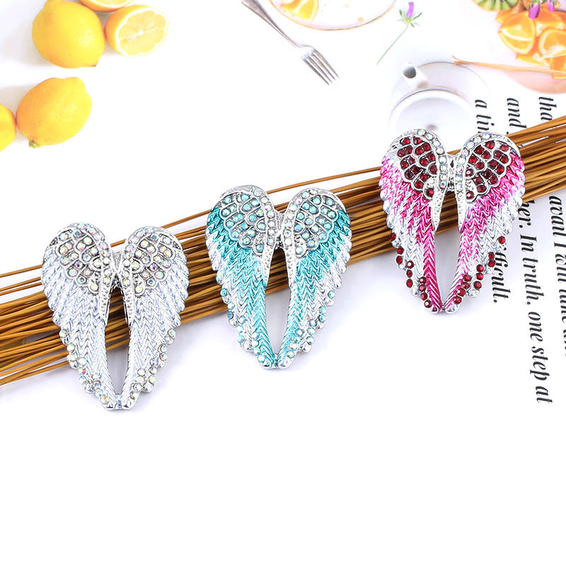 Angel Wings Brooch - Fashion Accessory for Girls