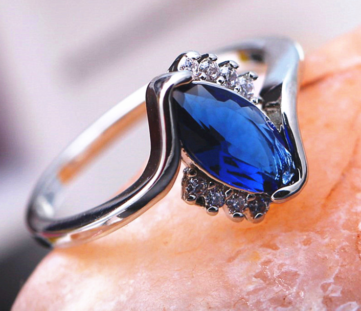 Elegant Ring Jewelry - Stylish Finger Accessory