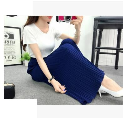 Women’s High-Waisted Pleated Wide-Leg Pants (Black)