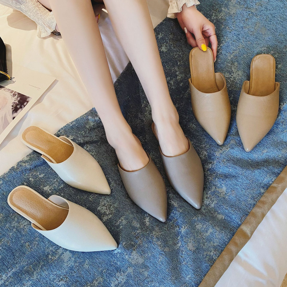 Baotou Women’s Flat Pointed Toe Lazy Sandals