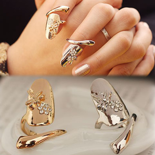 Shimmering Diamond Nail Ring