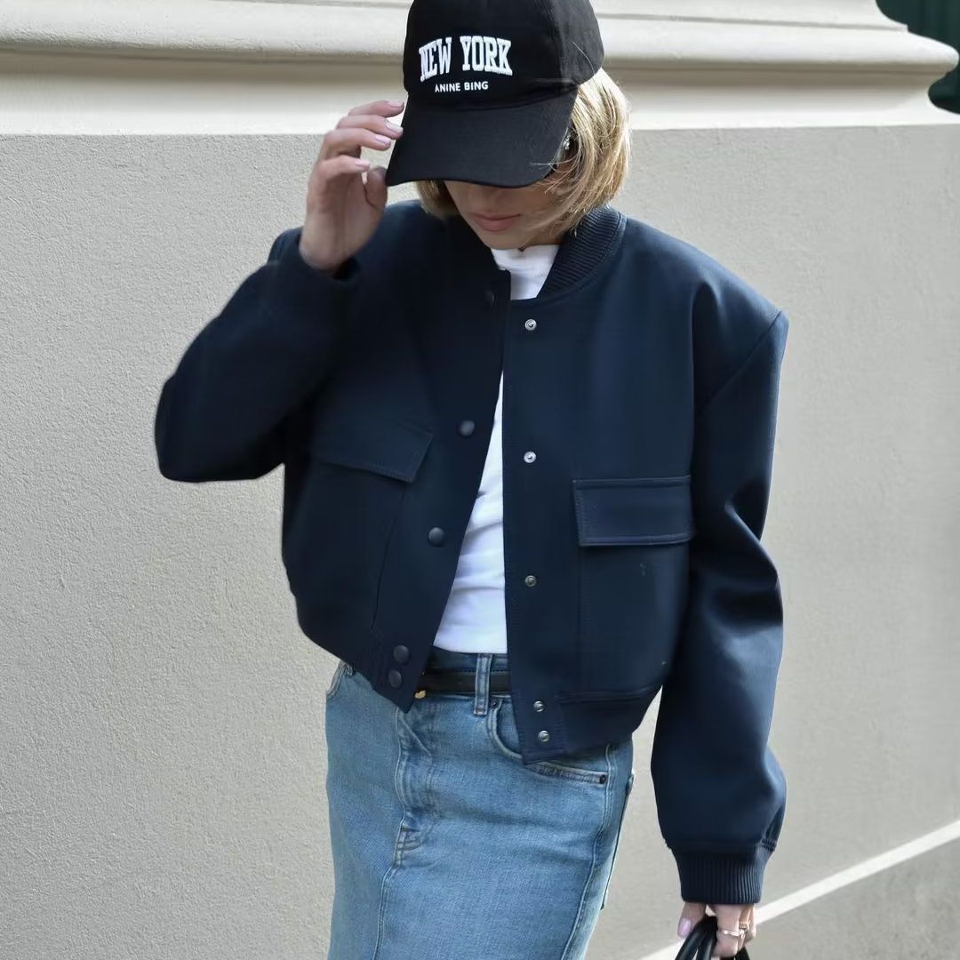 Women’s Jacket with Stand Collar and Pockets (A19621)