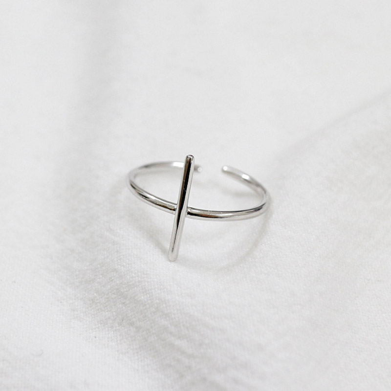 Minimalist Fashion Ring, Cross Cylinder Geometric Ring