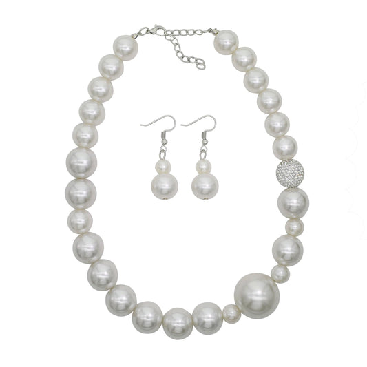Chunky Pearl Necklace for Women Large Pearl Statement Necklace Trending Choker Pearl Costume Necklace Boho Pearl Jewelry Set (White big pearls)