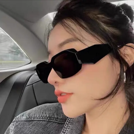 Women’s Irregular Square Sunglasses