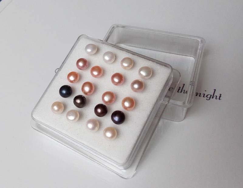 Natural Pearl Stud Earrings