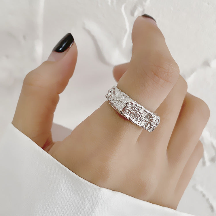 Simple Irregular Rectangular Ring for Women’s Fashion